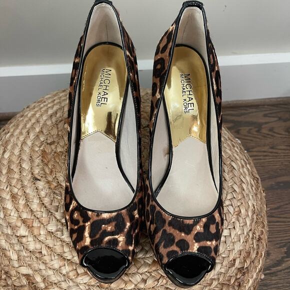 Michael Kors York Platform Cheetah Natural Haircalf Open Toe Pump - SIZE 9.5 M - Picture 2 of 9